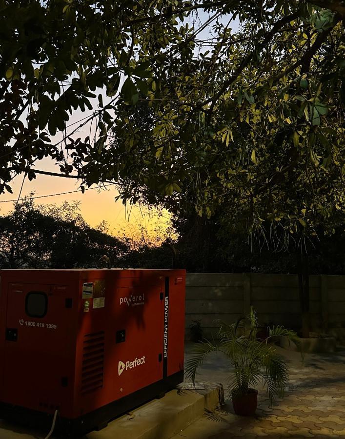הוילה ורנאסי Kaashi Flora מראה חיצוני תמונה